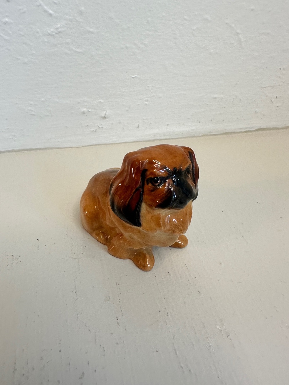 Vintage Royal Doulton Pekingese Dog Figurine, Miniature Seated Series, 2"